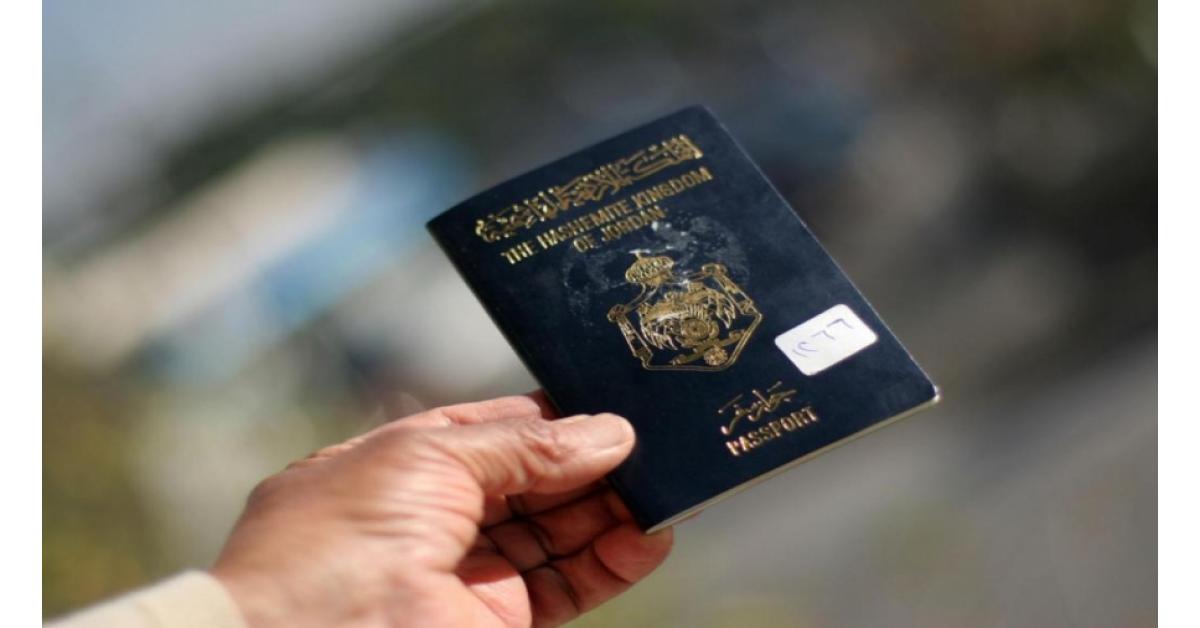 لبنان يمنع دخول فلسطينيين يحملون الجوازات الأردنية