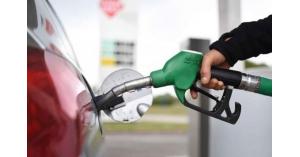 الحكومة تعترف بانخفاض اسعار النفط بشكل ملحوظ