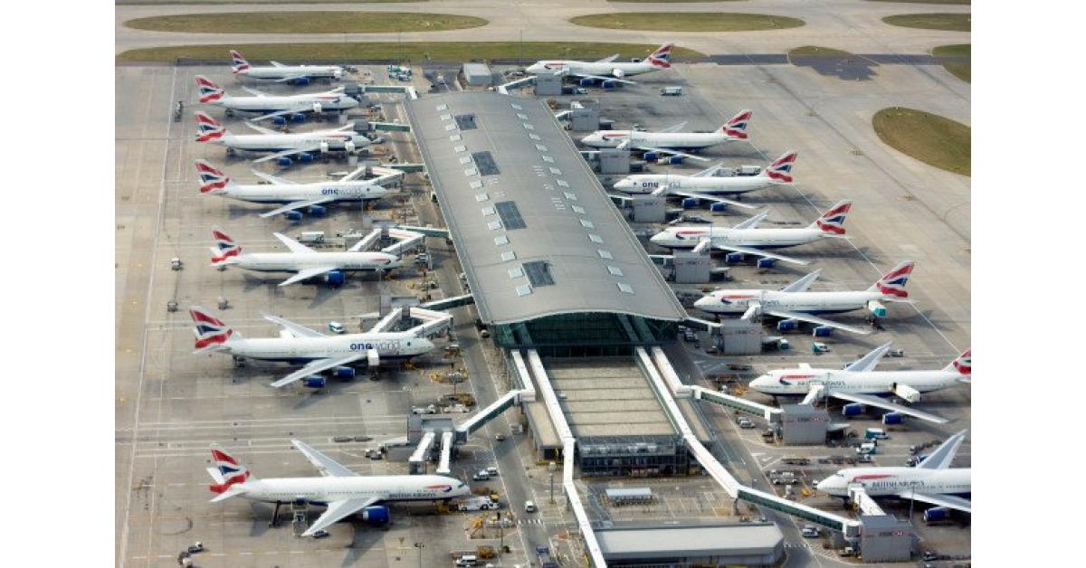 بريطانيا: نشطاء يستعدون لإطلاق طائرات مسيرة فوق مطار هيثرو للتحذير من تغير المناخ