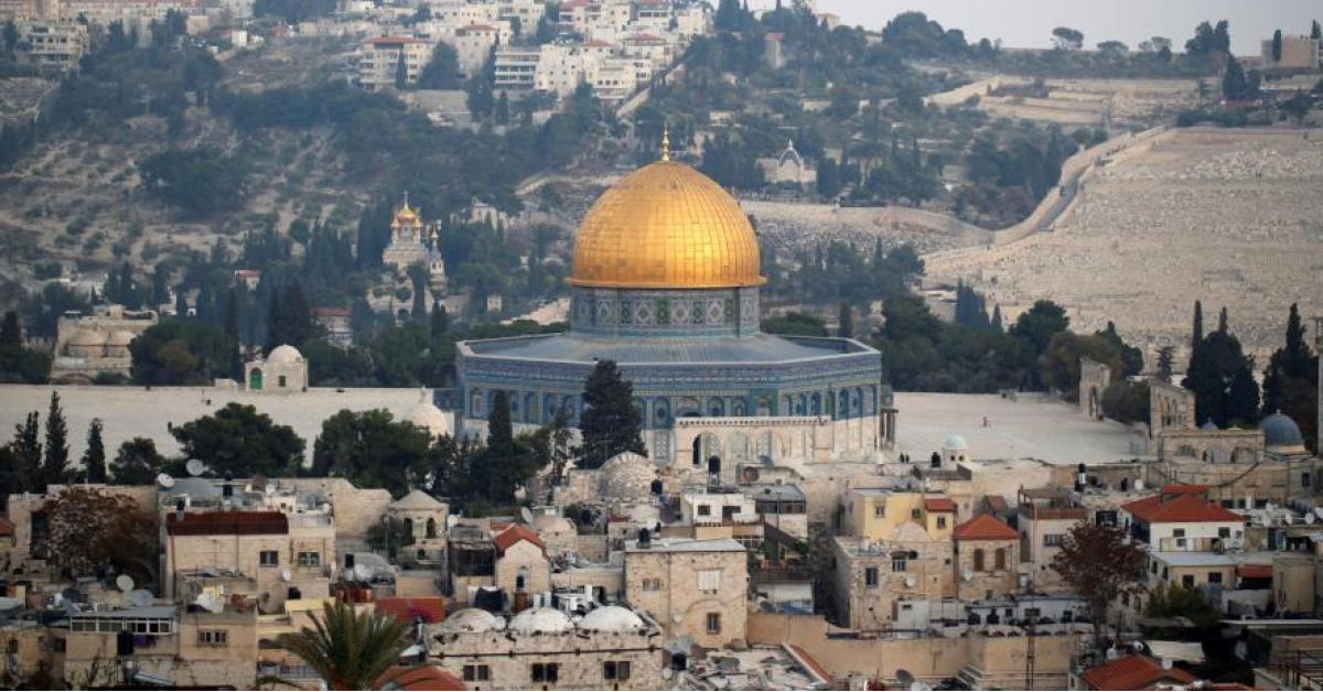 الاحتلال الإسرائيلي يغلق الحرم الابراهيمي 24 ساعة بذريعة الاعياد اليهودية