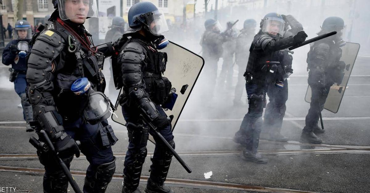 باريس: مناهضون يدعون لـ حركة "السترات الصفراء"