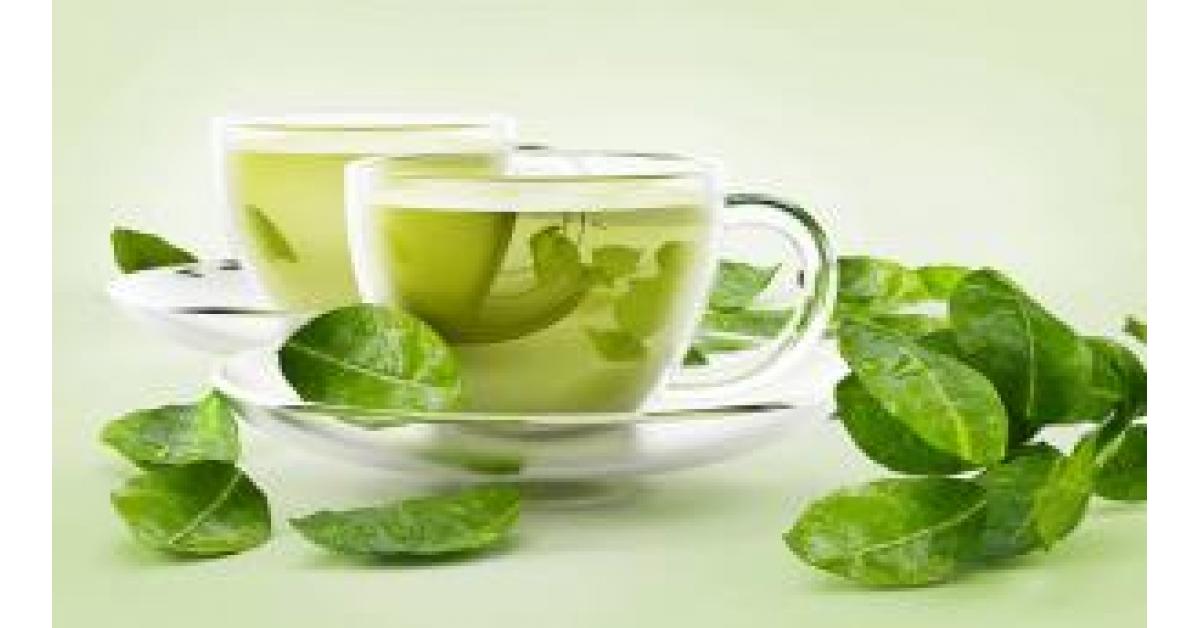 ماذا يفعل كوب من الشاي الأخضر على معدة فارغة؟