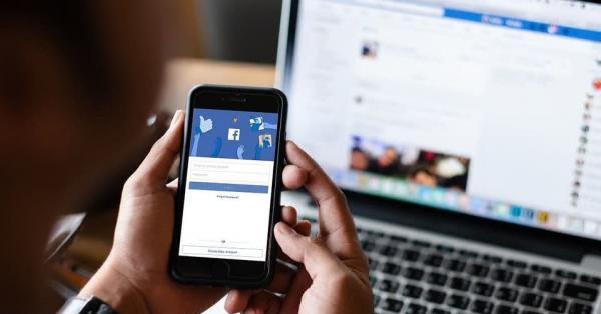 هل يستطيع تطبيق فيسبوك التجسس عليك فعلًا؟