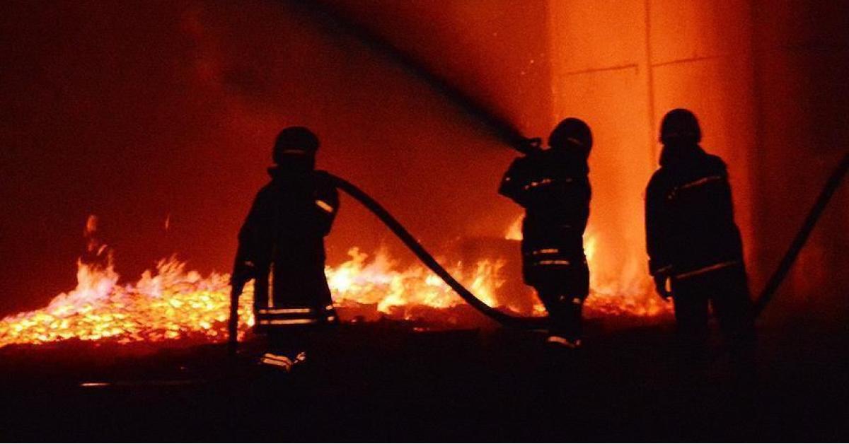 حريق منزل وبداخله أشخاص في إربد