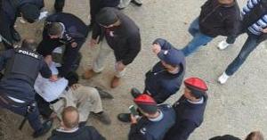 ما حقيقة وفاة أحد المعتصمين بعد سقوطه عن جدار مرتفع أمام مجلس النواب؟