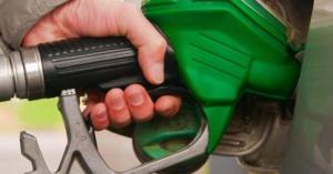 ترجيح تثبيت اسعار البنزين ورفع الكاز والغاز للشهر الحالي