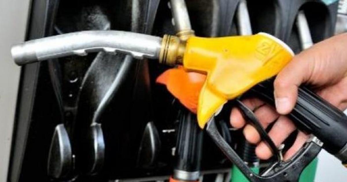 انخفاض أسعار البنزين عالميا