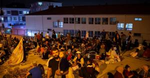 الداخلية التركية: مقتل 4 جراء الزلزال .. وانهيار 5 أبنية