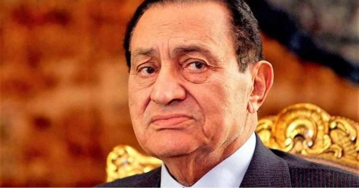 تفاصيل الساعات الأخيرة لحسني مبارك