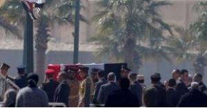 انتحار شاب حزنا على وفاة الرئيس المصري الأسبق مبارك