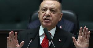 بالفيديو.. هكذا يحمي أردوغان نفسه من كورونا