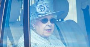 الملكة إليزابيث تغادر القصر بسبب فيروس كورونا