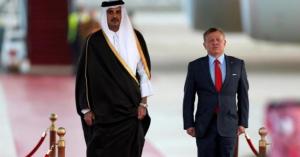 الملك يبحث مع أمير قطر سبل مواجهة واحتواء فيروس كورونا