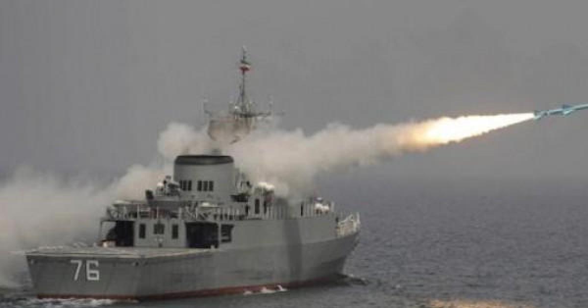 مقتل جنود إيرانيين بقصف سفينة حربية ايرانية