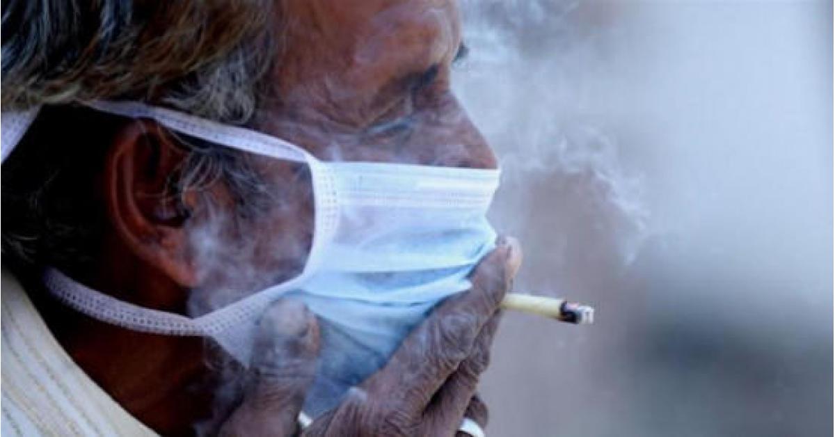 لماذا يكون المدخن أكثر عرضة للإصابة بكورونا؟