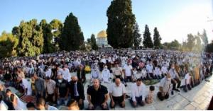 أكثر من 27 ألف مصلٍ أدوا صلاة عيد الأضحى في الأقصى