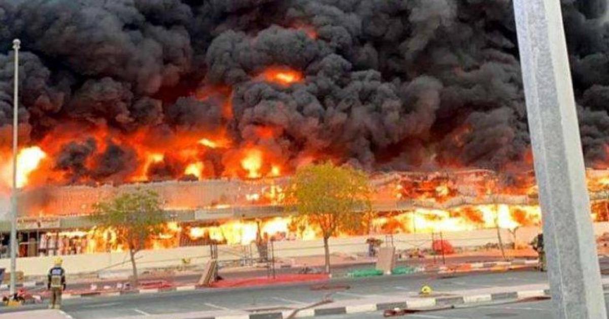 حريق هائل في عجمان