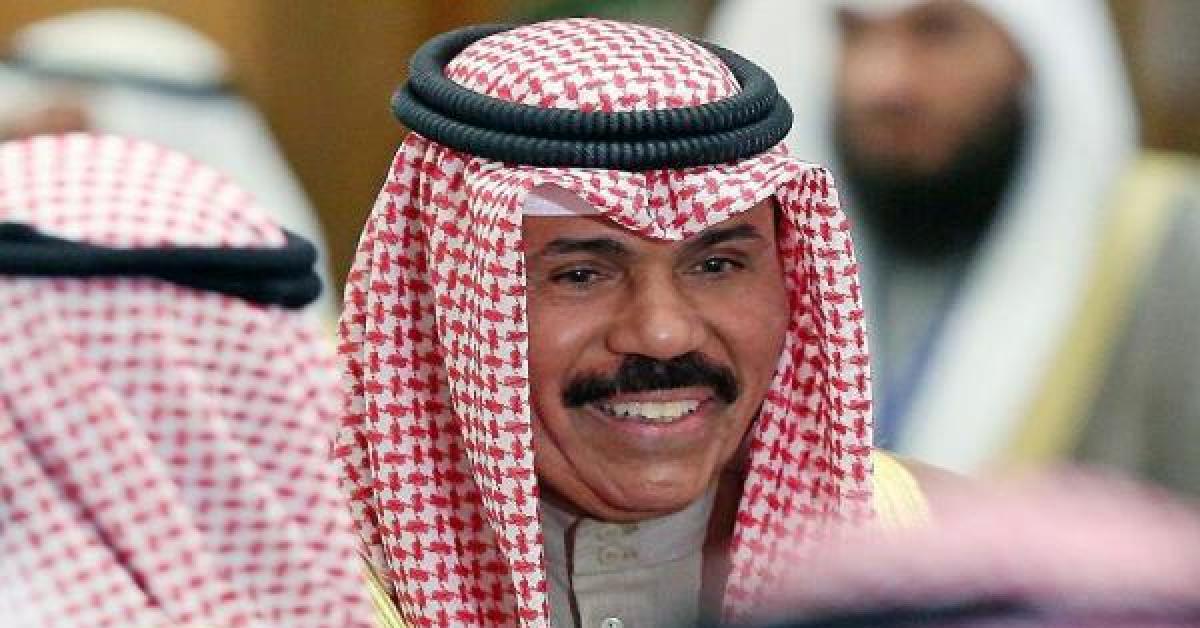 أمير الكويت يوجه رسالتين للملك سلمان والأمير تميم
