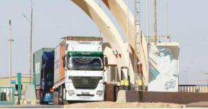 السماح للشاحنات الأردنية والعراقية بدخول أراضي البلدين