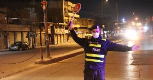 نشامى الأمن العام خلال الحظر.. عيون تحمي وتحرس وسواعد تعين المواطنين (صور)