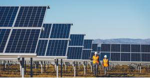 محطات الطاقة الشمسية توفر 5 مليون دينار سنويا
