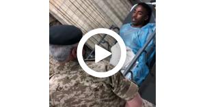 الحنيطي يزور أحد ضباط قوات حرس بعد إصابته.. (فيديو)