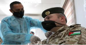 القوات المسلحة تبدأ حملة التطعيم لمرتباتها