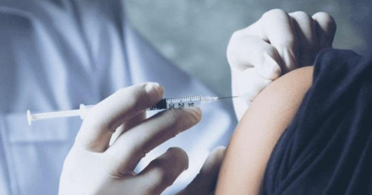 حملة تطعيم المعلمين تشمل القطاعين العام والخاص