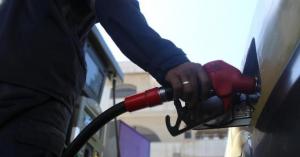 الحكومة: أسعار المشتقات النفطية انخفضت عالميا