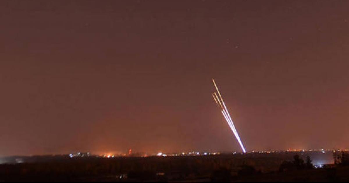 إطلاق صواريخ من غزة تجاه المستوطنات الإسرائيلية