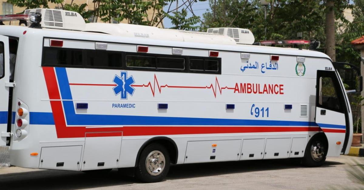 ما هي حافلة الدفاع المدني الضخمة التي شوهدت أمام المستشفى الميداني امس ؟