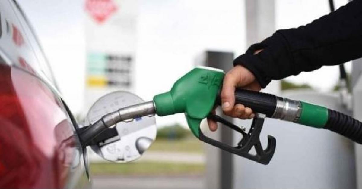 عقل يرجح ارتفاع أسعار البنزين 3.5 قروش الشهر المقبل