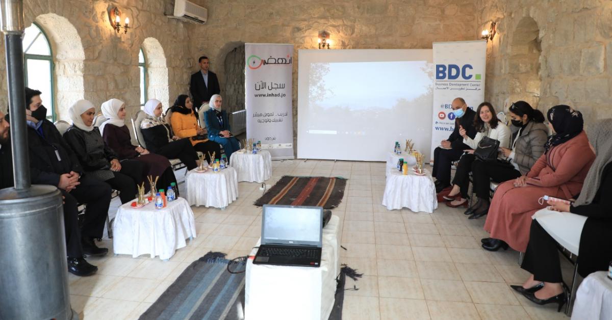 السفيرة البريطانية لدى الأردن تلتقي برياديات مركز تطوير الأعمال في الكرك
