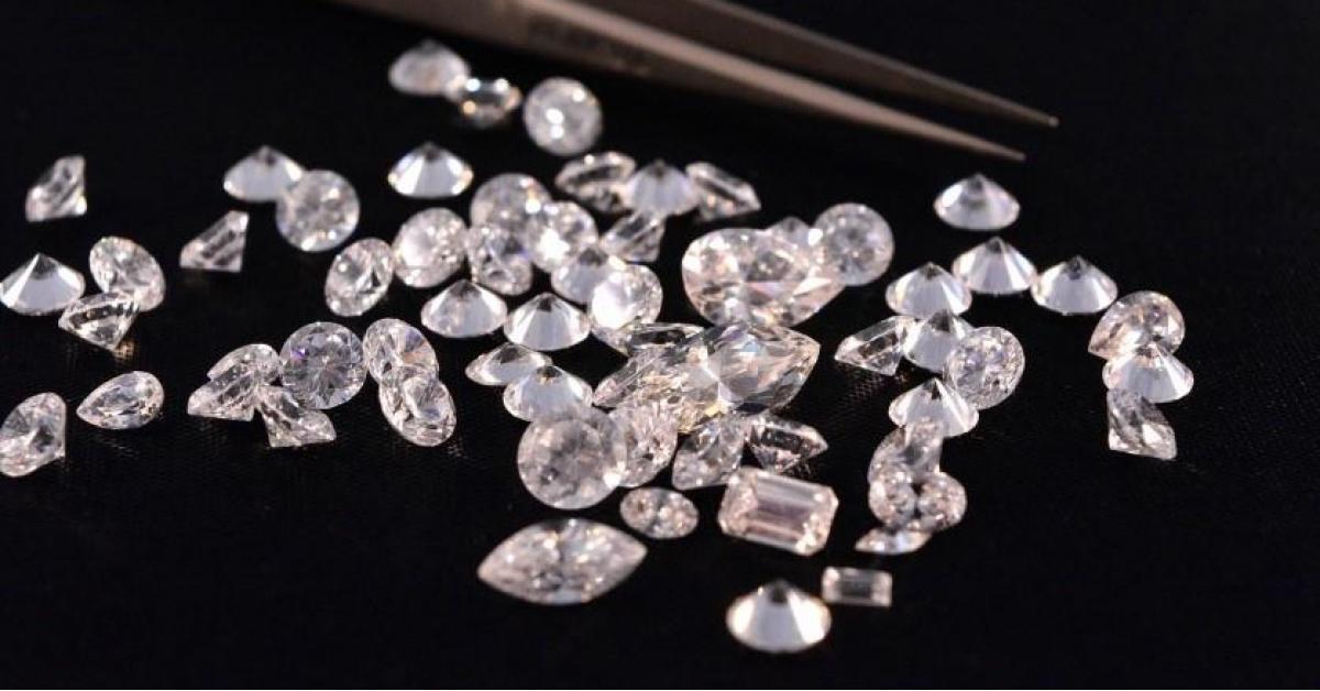 تعنتٌ رسمي وعدمُ اختصاص يعيقُ استثماراً في قطاع "الماس" يوفر 5 الآف فرصة عمل بالأردن!