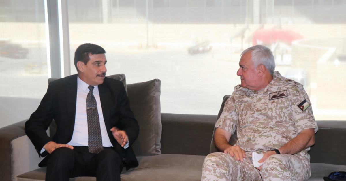 رئيس هيئة الأركان يناقش الملفات الأمنية مع نظيره العراقي