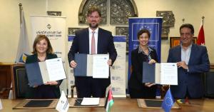 البنك الأردني الكويتي والبنك الأوروبي للإستثمار يوحدان جهودهما  للمرة الثانية استمرارًا لدعم أعمال الشركات الصغيرة والمتوسطة