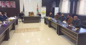 رئيس بلدية الهاشمية عبد الرحيم القلاب  ونائبه وعدد من أعضاء المجلس  في إرادة