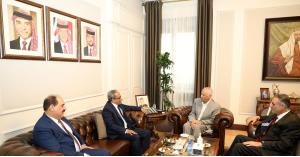 رئيس الديوان الملكي يستقبل أمين عام مجلس الوحدة الاقتصادية العربية