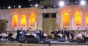 ويستمر الفرح.. في اليوم السابع للمهرجان "القدس" محور ندوتين في المركز الثقافي والمكتبة الوطنية