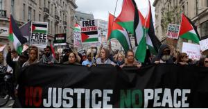 وسط شعارات غير مسبوقة.. تظاهرة تاريخية في لندن لدعم فلسطين