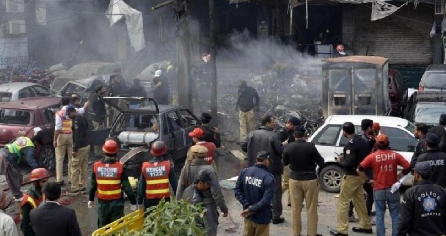 70 قتيلا بتفجير في باكستان