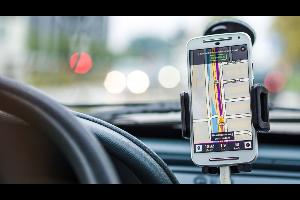 يعتقد الكثيرون أن إيقاف تشغيل نظام تحديد المواقع GPS في هاتفهم الذكي سيمنع تتبع هذا النظام لهم، لكن باحثين من "جامعة نورث إيسترن" في بوسطن وجدوا أن