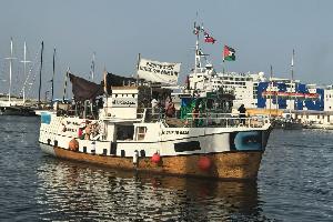 يواصل أسطول الحرية رحلته في محطته الأخيرة تجاه شواطئ قطاع غزة، بعد انطلاق سفنه الصغيرة من موانئ ايطالية مختلفة، أبرزها سفينة "عودة" أكبر قوارب كسر
