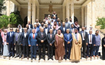 رئيس الديوان الملكي يلتقي وفود شعبية من جرش والطفيلة وعشائر الفالوجة بالأردن
