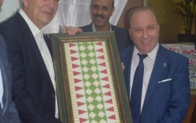 خرفان يكرم المفوض العام للأونروا و المشاركين في حملة النظافة في مخيم البقعة