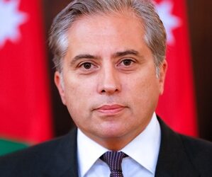 الملك يكلف دولة الدكتور جعفر حسان بتشكيل حكومة جديدة، خلفا لحكومة الخصاونة