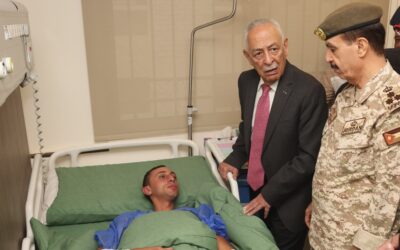 مندوبا عن الملك.. العيسوي يطمئن على صحة مصابي رجال الأمن العام بحادثة الرابية