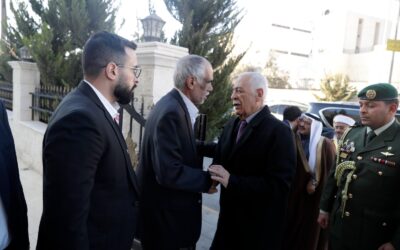 مندوبا عن الملك وولي العهد.. العيسوي يعزي عشيرة المعاني