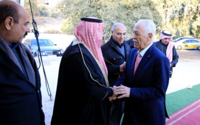 مندوبا عن الملك وولي العهد.. العيسوي يعزي عشيرة الشراب/عباد