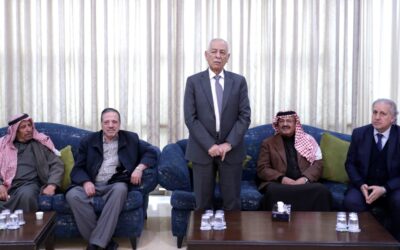 مندوبا عن الملك وولي العهد.. العيسوي يعزي الحوراني وأبو عبيد